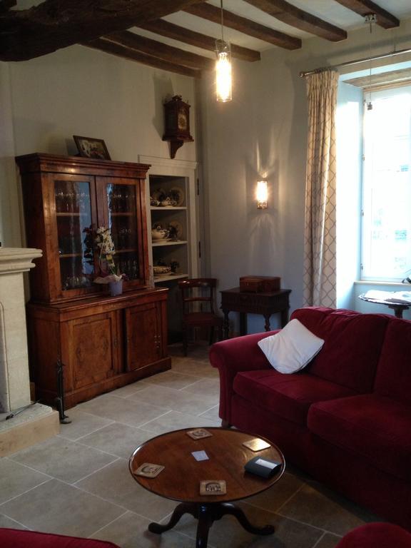 Bed and Breakfast Le Manoir De La Vieille Douve Bourg-d'Ire Exterior foto